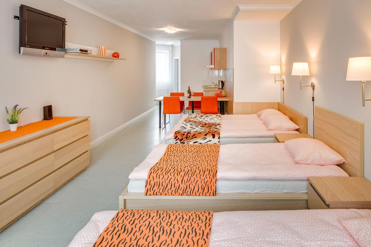 Apartements Studio 964 Líbeznice 外观 照片